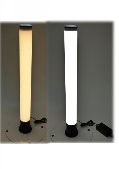 Hier eine Warm Weiße und Kalt Weiße Tischlampe. Hier eine Warm Weiße und Kalt Weiße Tischlampe.
