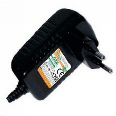 Hier sehen Sie ein Stecker Netzteil mit 1,4 Ampere